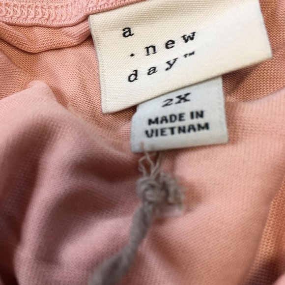NWT A New Day Woman's Scoop Neck Pullover - Pink - Short Sleeve - Size 2X - Picture 5 of 6